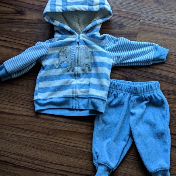 Set of baby boy outfits - Picture 2 of 5